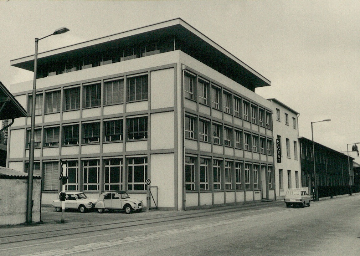 Regent-Gebäude vor Umbau, um 1955.